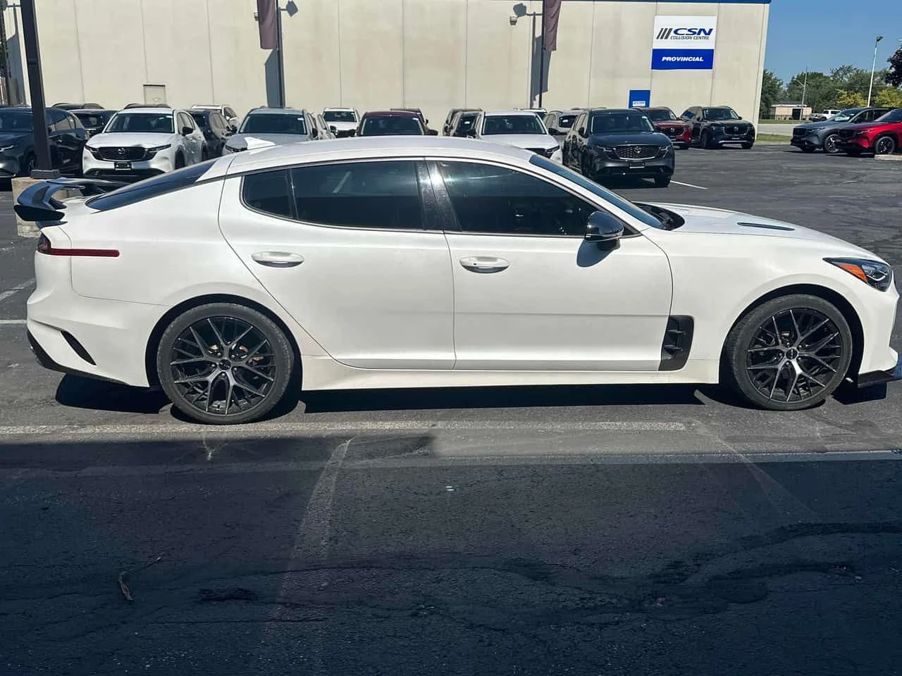 Kia Stinger * GT Line * CARFAX * ЦЕНА ДО БГ, снимка 3 - Автомобили и джипове - 55680901