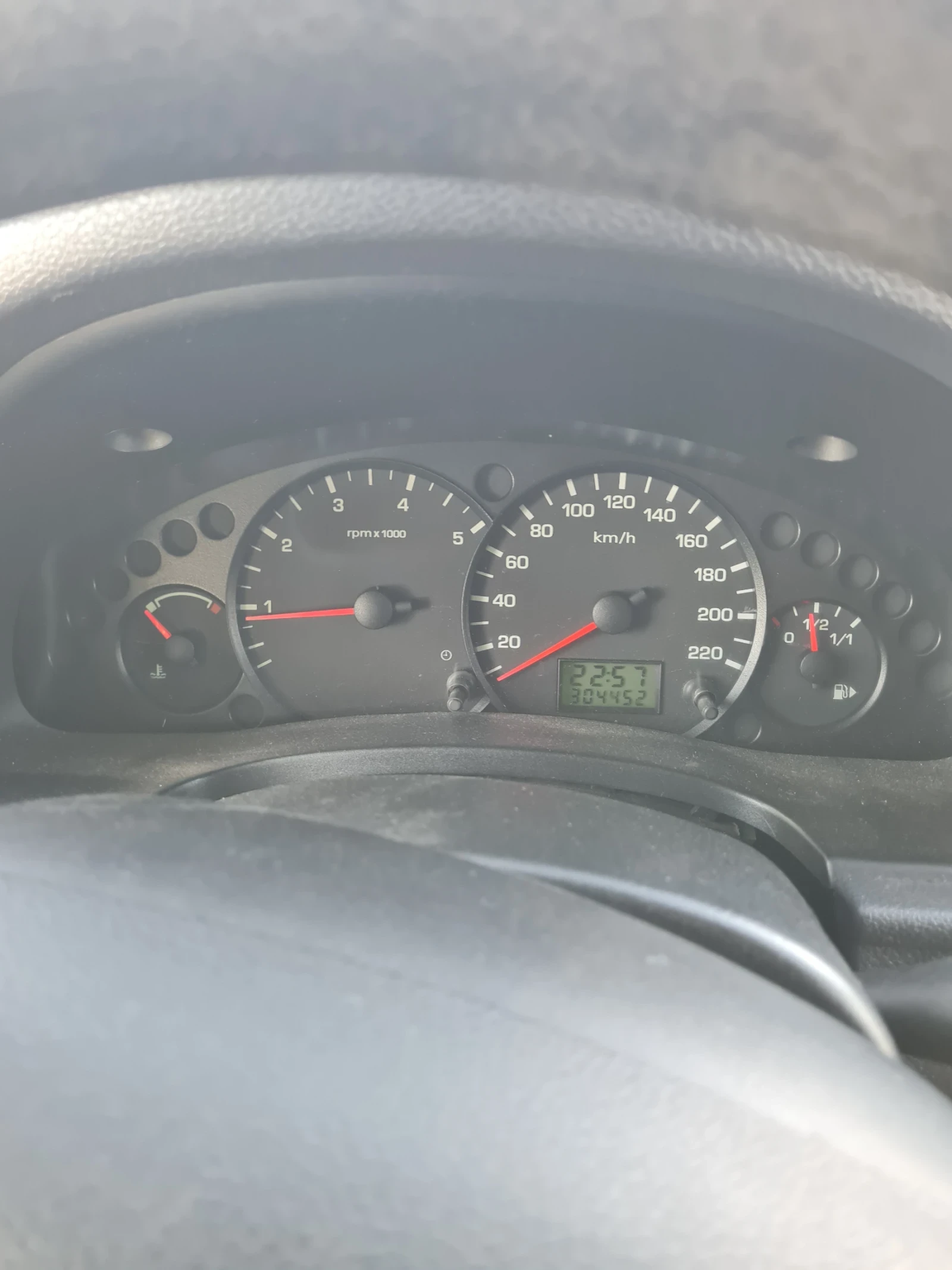 Ford Connect 1.8TDCI 110к.с Макси база , снимка 10 - Автомобили и джипове - 56008624
