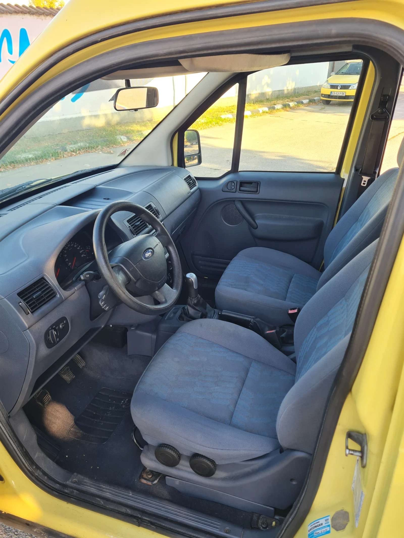 Ford Connect 1.8TDCI 110к.с Макси база , снимка 7 - Автомобили и джипове - 56008624