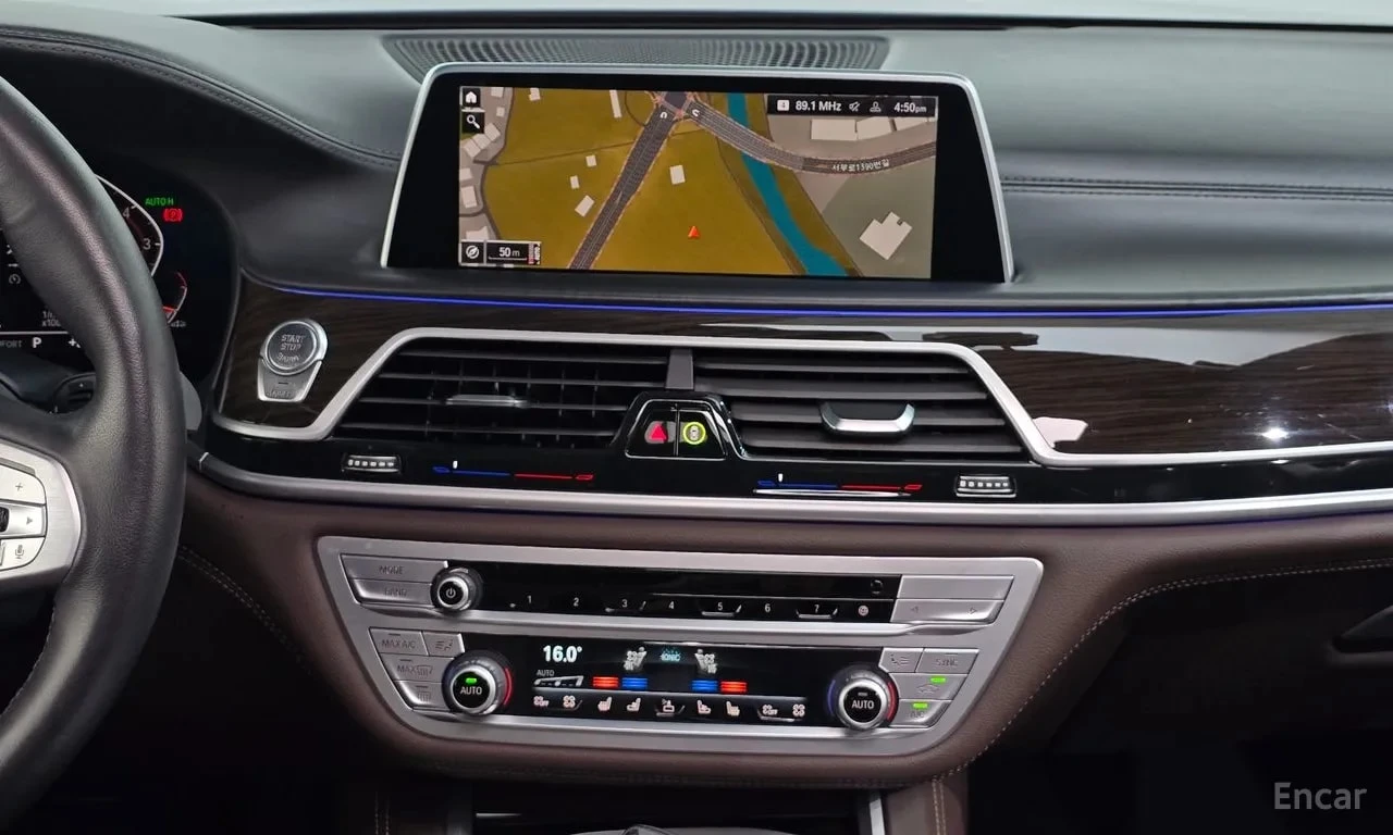 BMW 740 * 740Li xDrive * ФИКСИРАНА ЦЕНА* , снимка 14 - Автомобили и джипове - 56104230