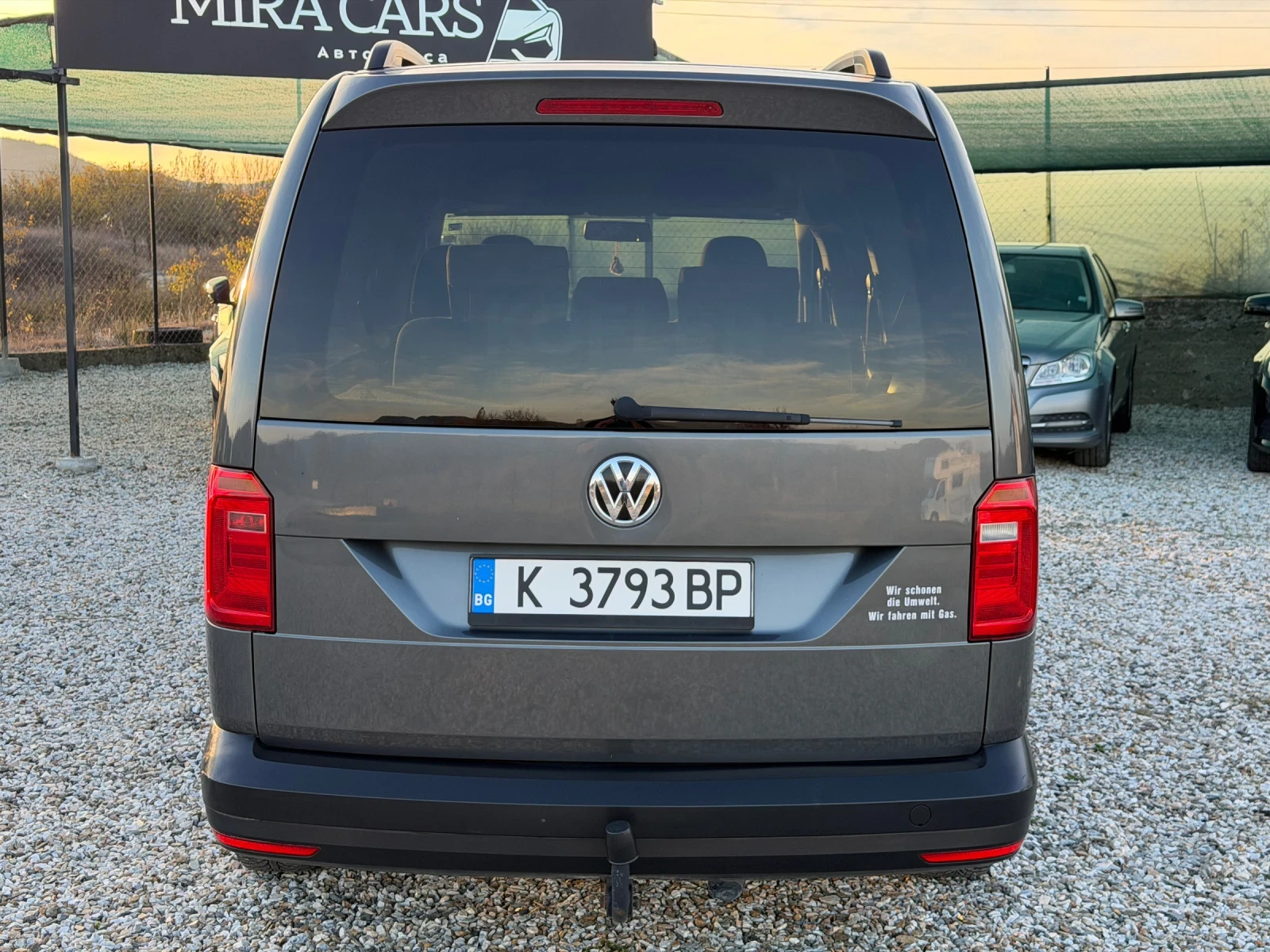 VW Caddy Метан / Бензин, снимка 7 - Автомобили и джипове - 56626277