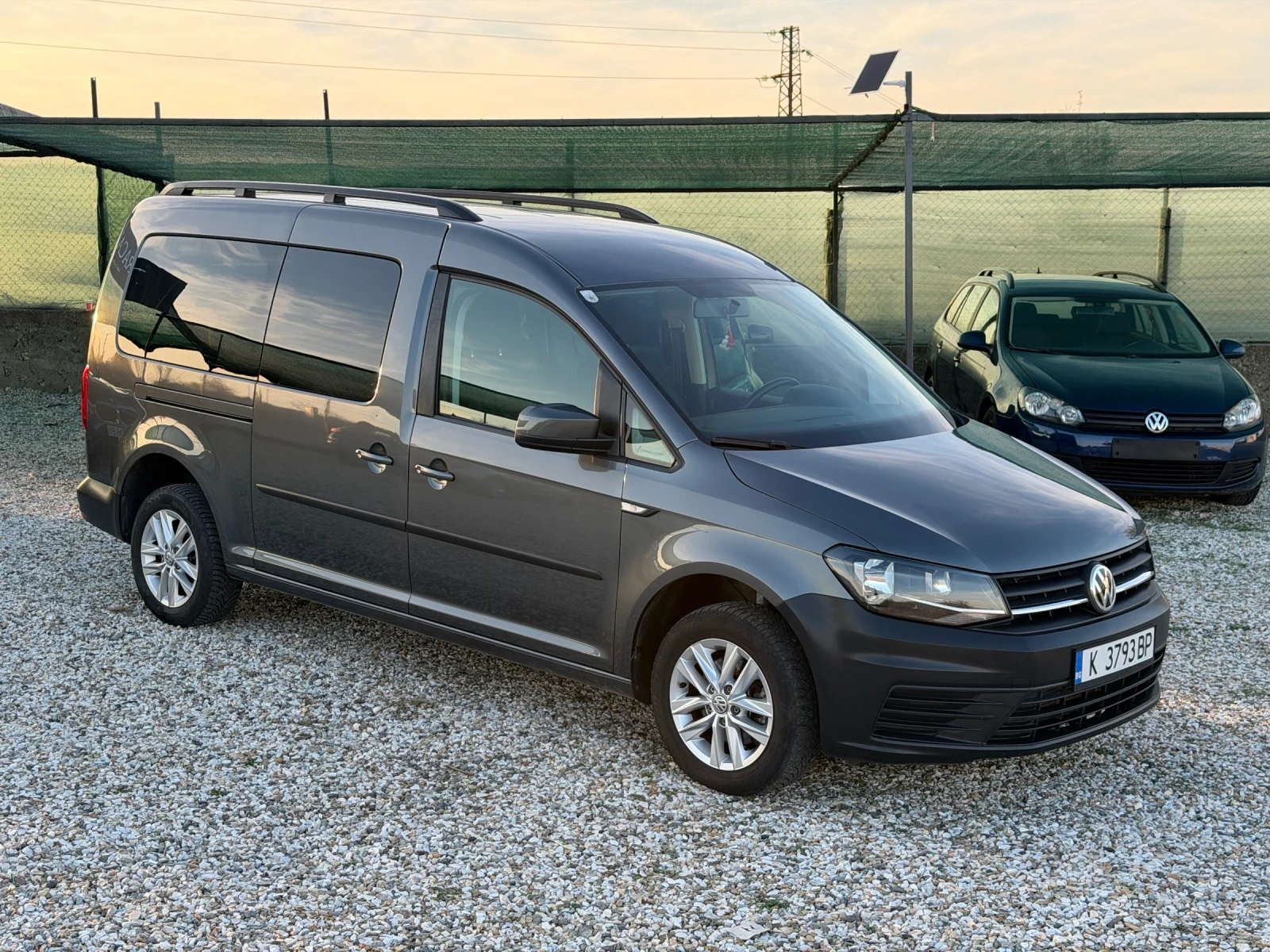 VW Caddy Метан / Бензин, снимка 5 - Автомобили и джипове - 56626277