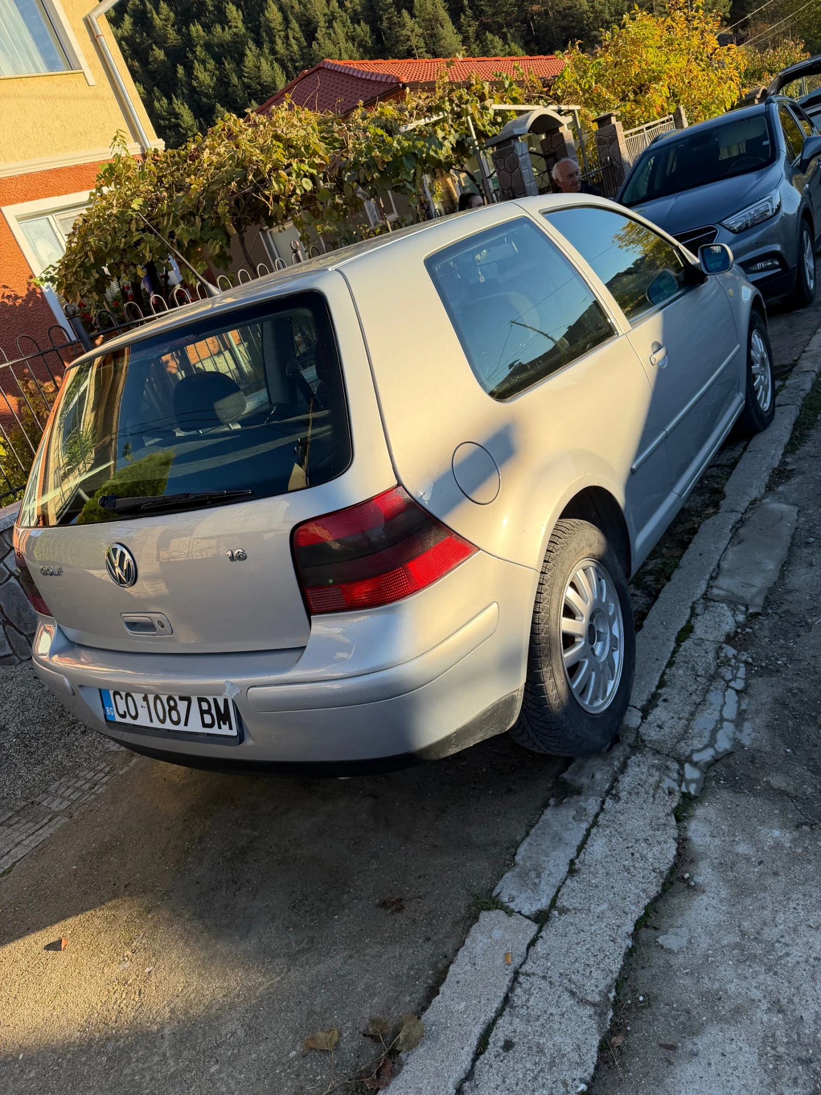 VW Golf, снимка 6 - Автомобили и джипове - 56627396