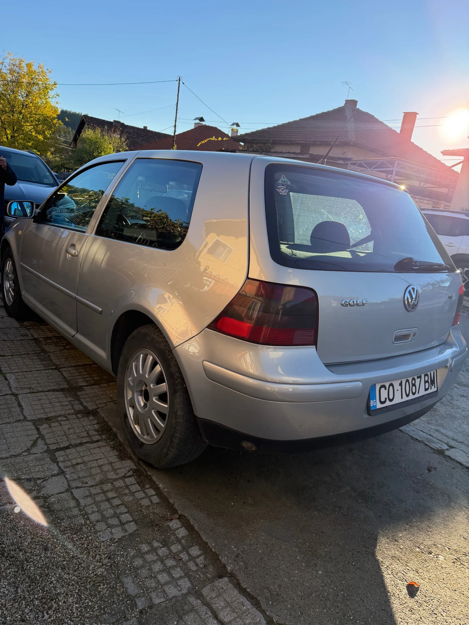VW Golf, снимка 5 - Автомобили и джипове - 56627396