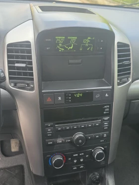 Chevrolet Captiva 2.4i ГАЗ/КЛИМАТРОНИК/7 МЕСТЕН/ВНОС ИТАЛИЯ, снимка 15