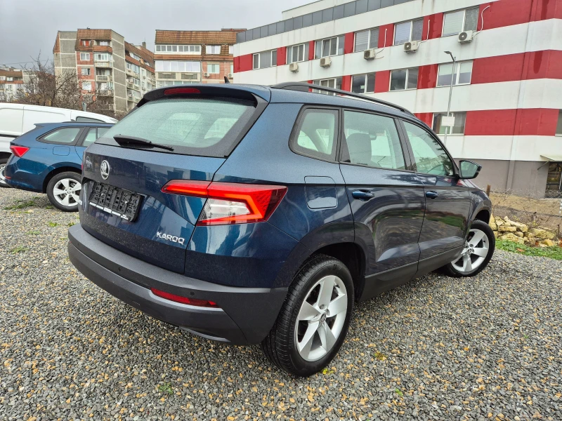 Skoda Karoq ГАРАНЦИЯ 1.6 TDI-LED-NAVI-FRONT ASISST-AMBIENT  LI, снимка 2 - Автомобили и джипове - 48455679