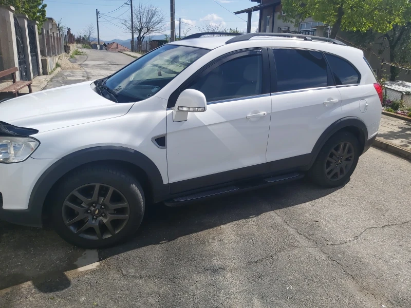 Chevrolet Captiva, снимка 15 - Автомобили и джипове - 49416294