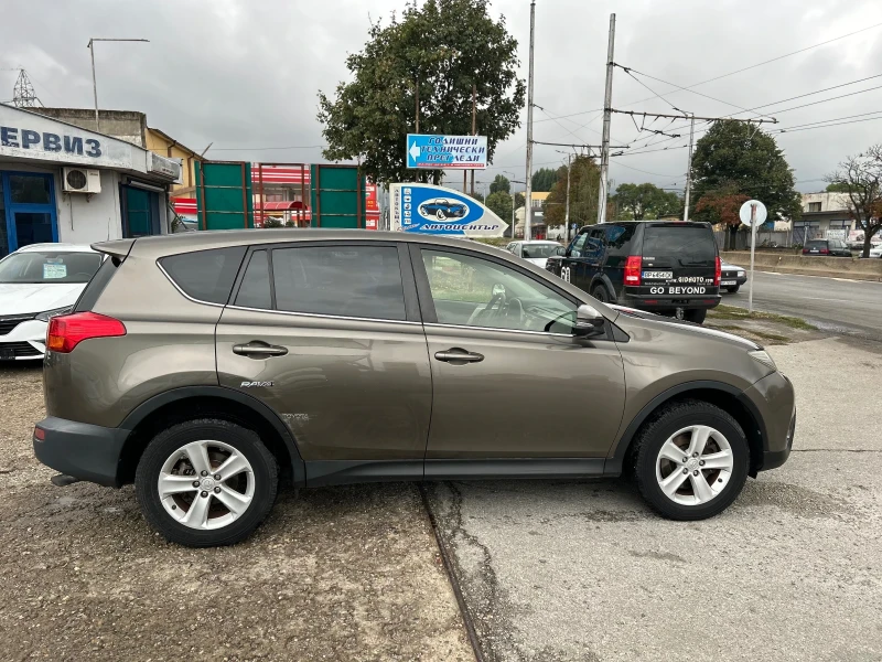 Toyota Rav4 D4D, снимка 8 - Автомобили и джипове - 51890033