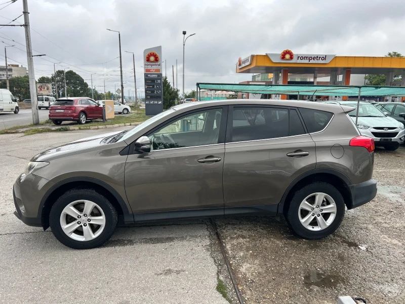 Toyota Rav4 D4D, снимка 4 - Автомобили и джипове - 51890033