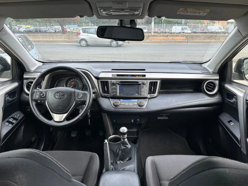 Toyota Rav4 D4D, снимка 13 - Автомобили и джипове - 51890033