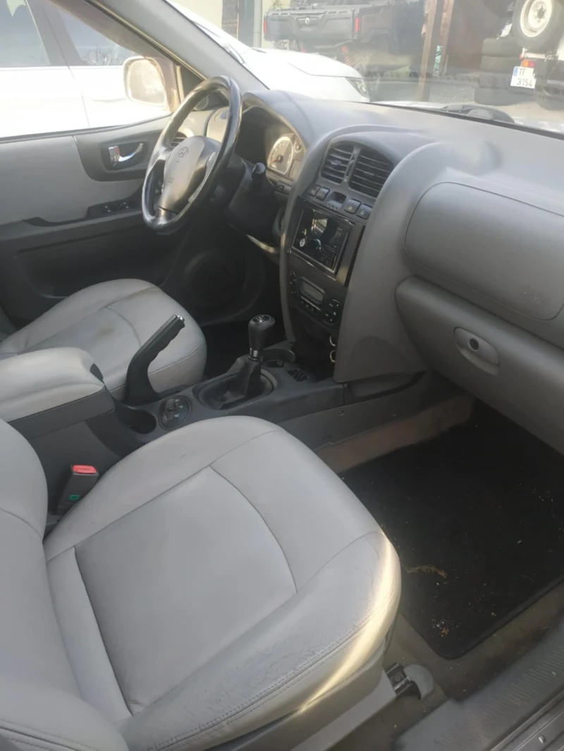 Hyundai Santa fe, снимка 6 - Автомобили и джипове - 52421357