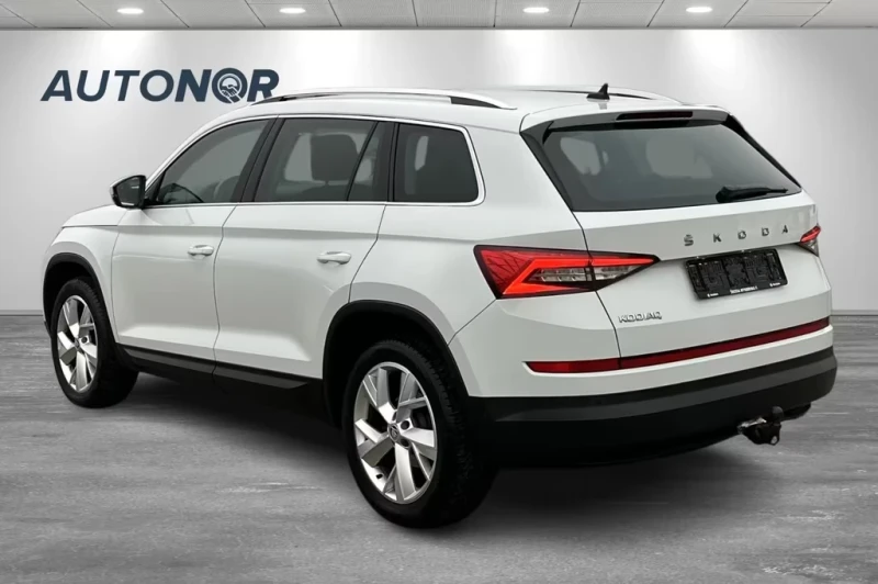 Skoda Kodiaq 1.5b 150PS DSG 7 Sitze DK, снимка 4 - Автомобили и джипове - 53138144