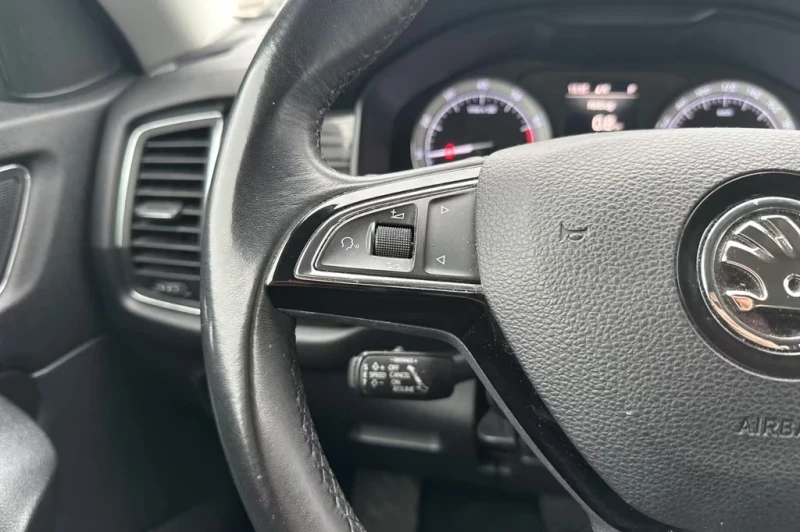 Skoda Kodiaq 1.5b 150PS DSG 7 Sitze DK, снимка 8 - Автомобили и джипове - 53138144