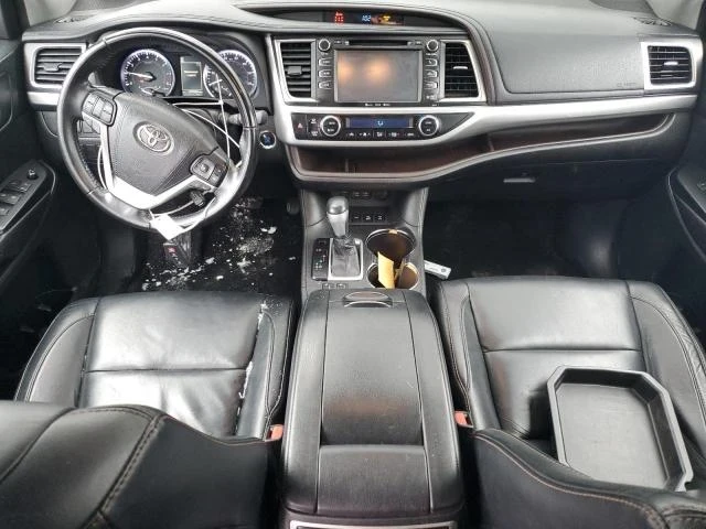 Toyota Highlander, снимка 8 - Автомобили и джипове - 49265856