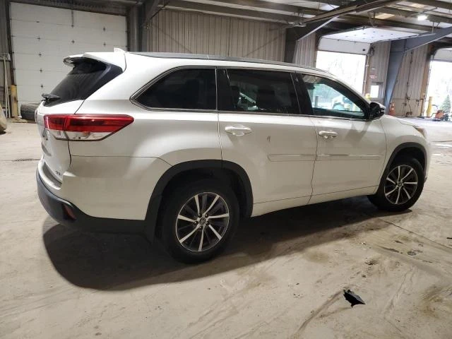 Toyota Highlander, снимка 2 - Автомобили и джипове - 49265856