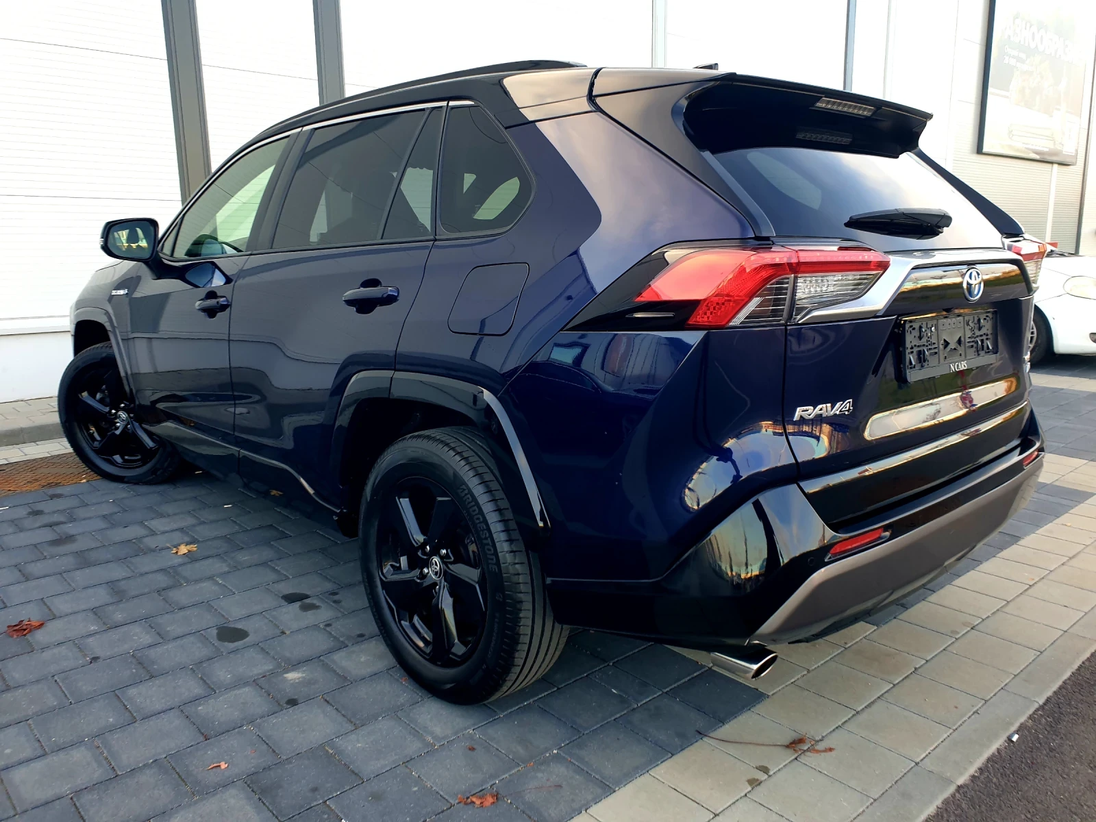 Toyota Rav4 КАМЕРА/ПОДГРЕВ/КОЖА/4Х4 - изображение 6