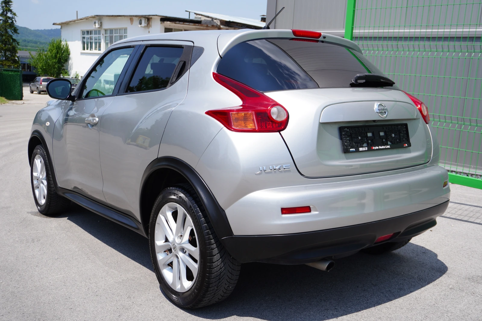 Nissan Juke 1.6i CAMERA NAVI - изображение 3