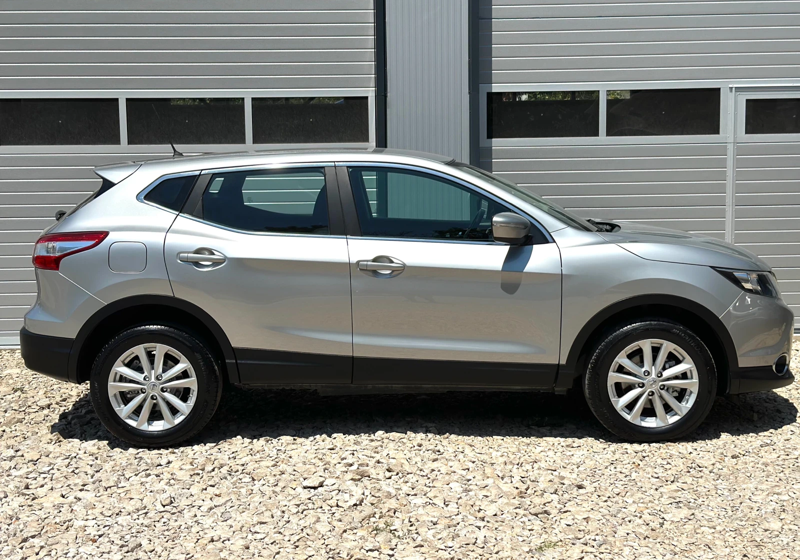 Nissan Qashqai 1.5DCI КАМЕРА НАВИГАЦИЯ ТОП СЪСТОЯНИЕ - изображение 4