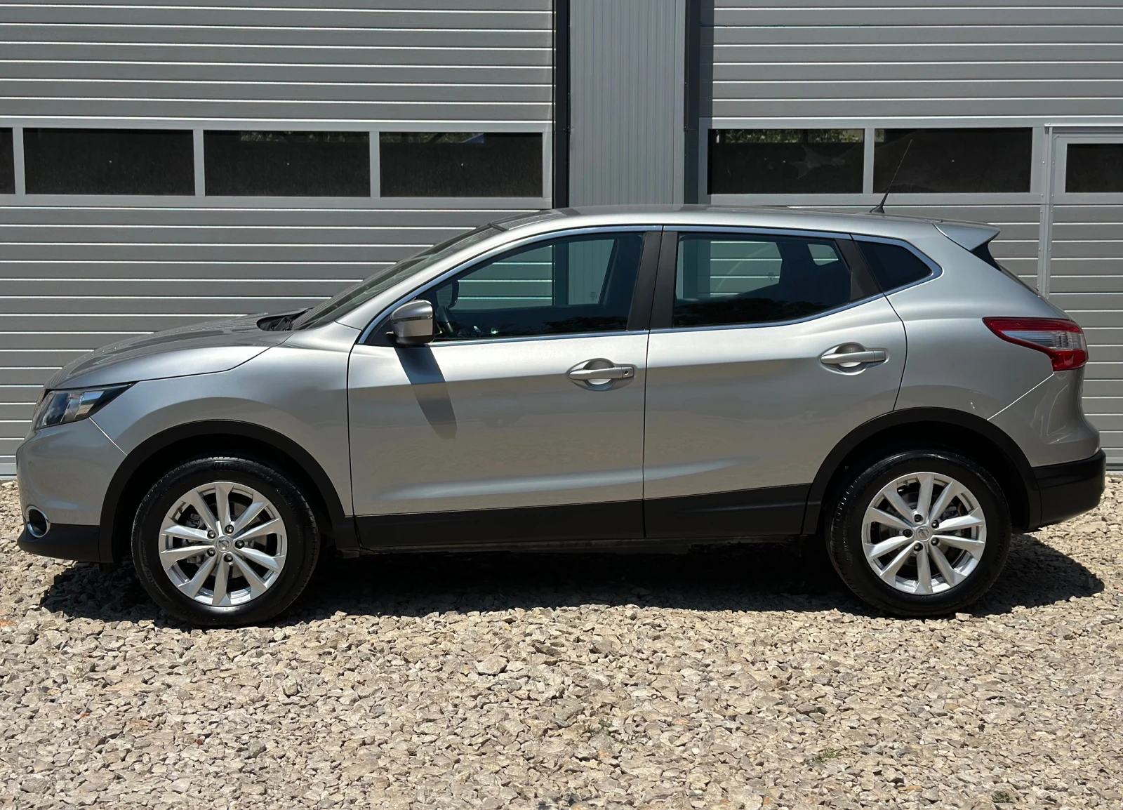 Nissan Qashqai 1.5DCI КАМЕРА НАВИГАЦИЯ ТОП СЪСТОЯНИЕ - изображение 8