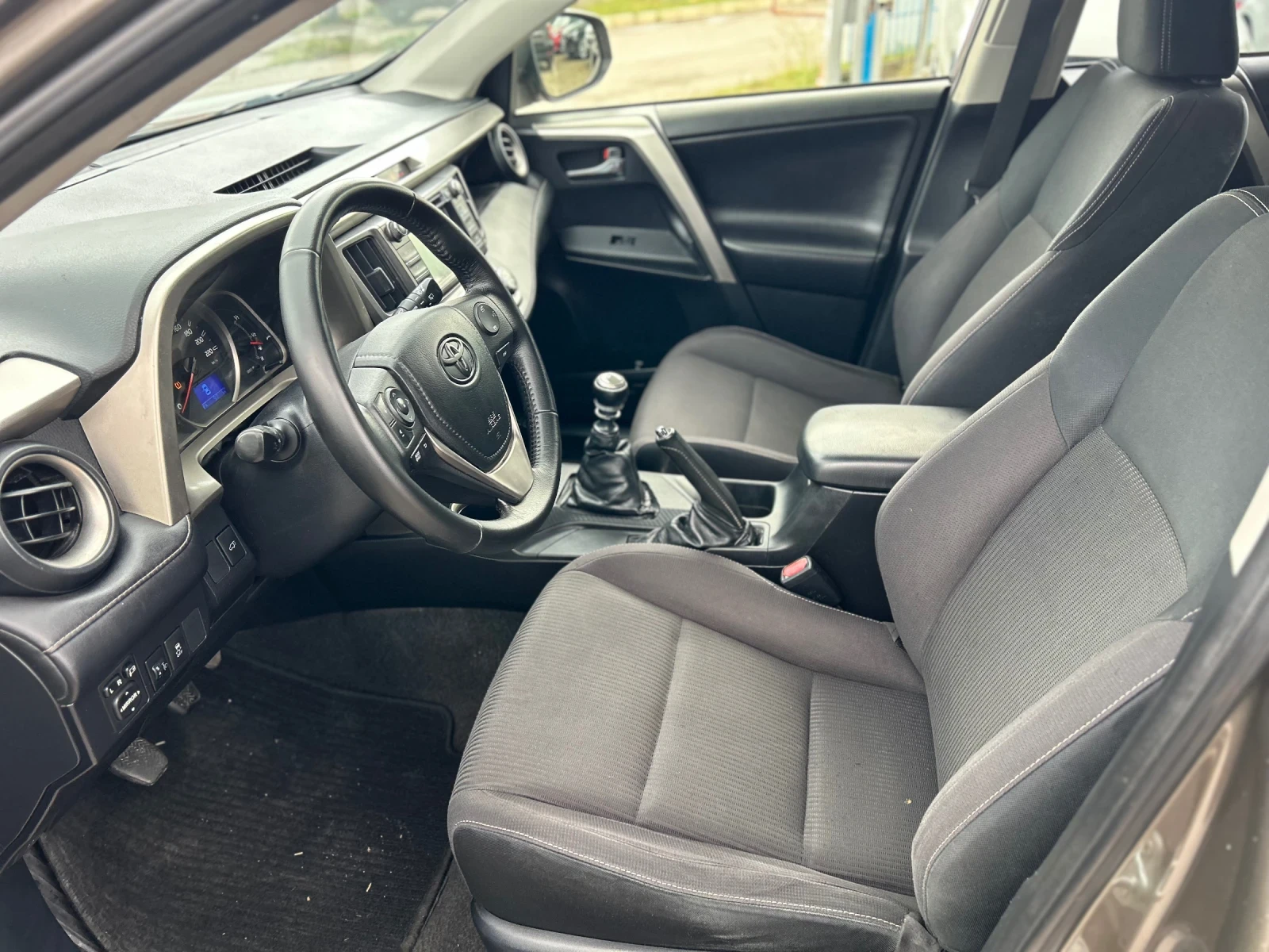 Toyota Rav4 D4D - изображение 9