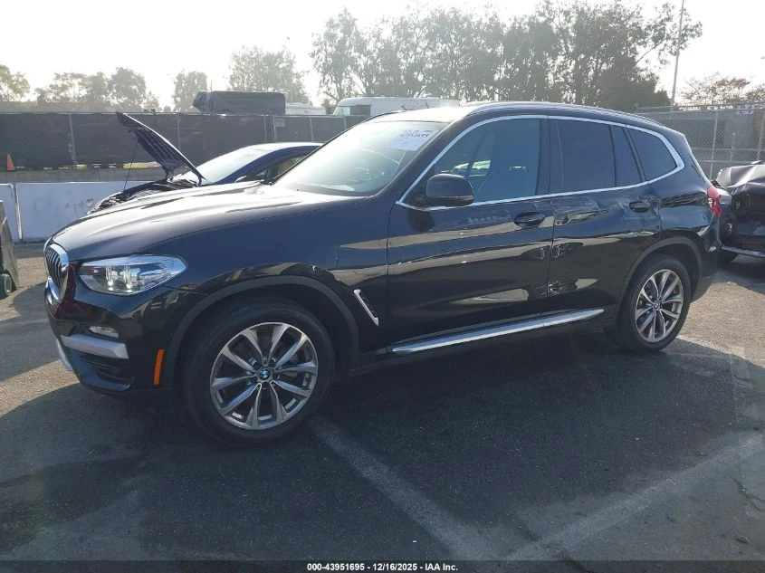 BMW X3 Sdrive30I - изображение 2