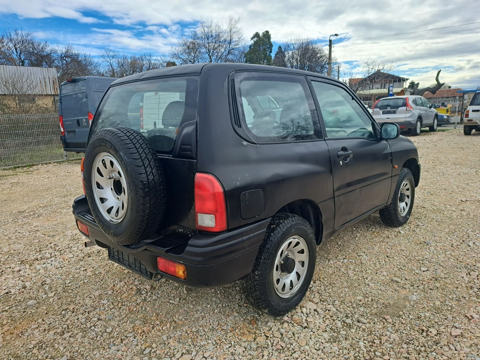 Suzuki Grand vitara 1.6газ/brc/клима/без ръжди, снимка 4 - Автомобили и джипове - 54027449