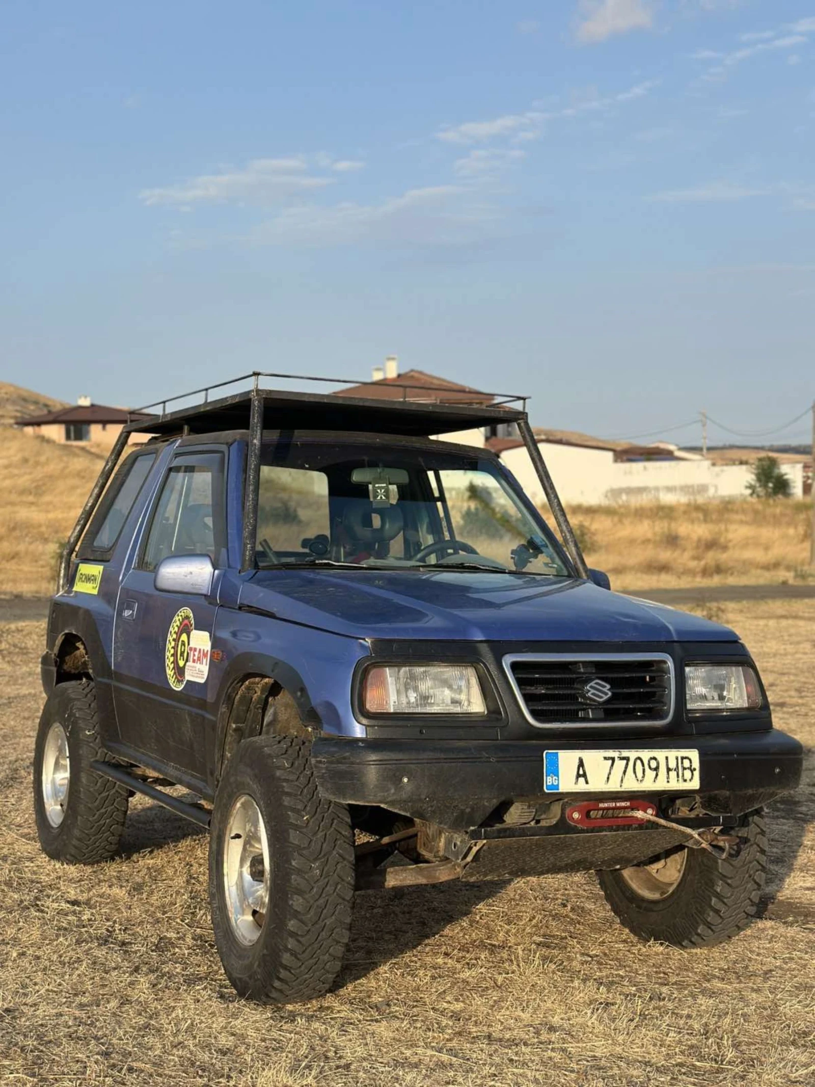 Suzuki Vitara 2.0 16V, снимка 2 - Автомобили и джипове - 54063766