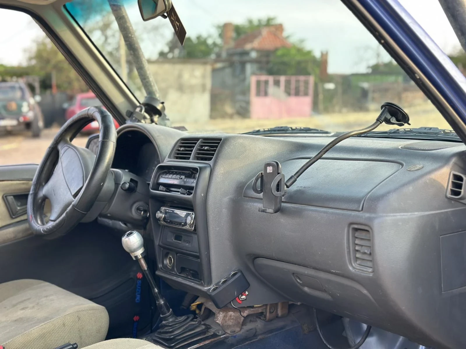 Suzuki Vitara 2.0 16V, снимка 7 - Автомобили и джипове - 54063766