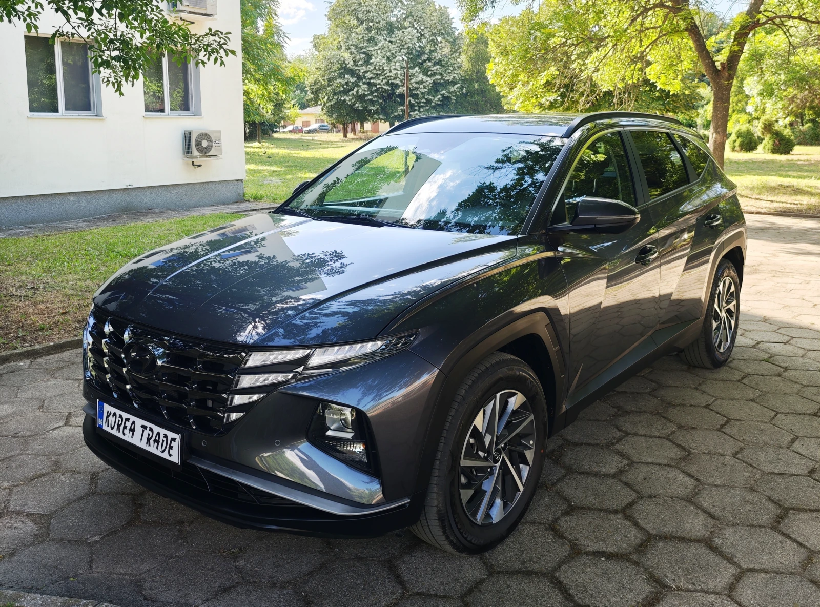 Hyundai Tucson 2.0 CRDI 4x4, снимка 8 - Автомобили и джипове - 54845563