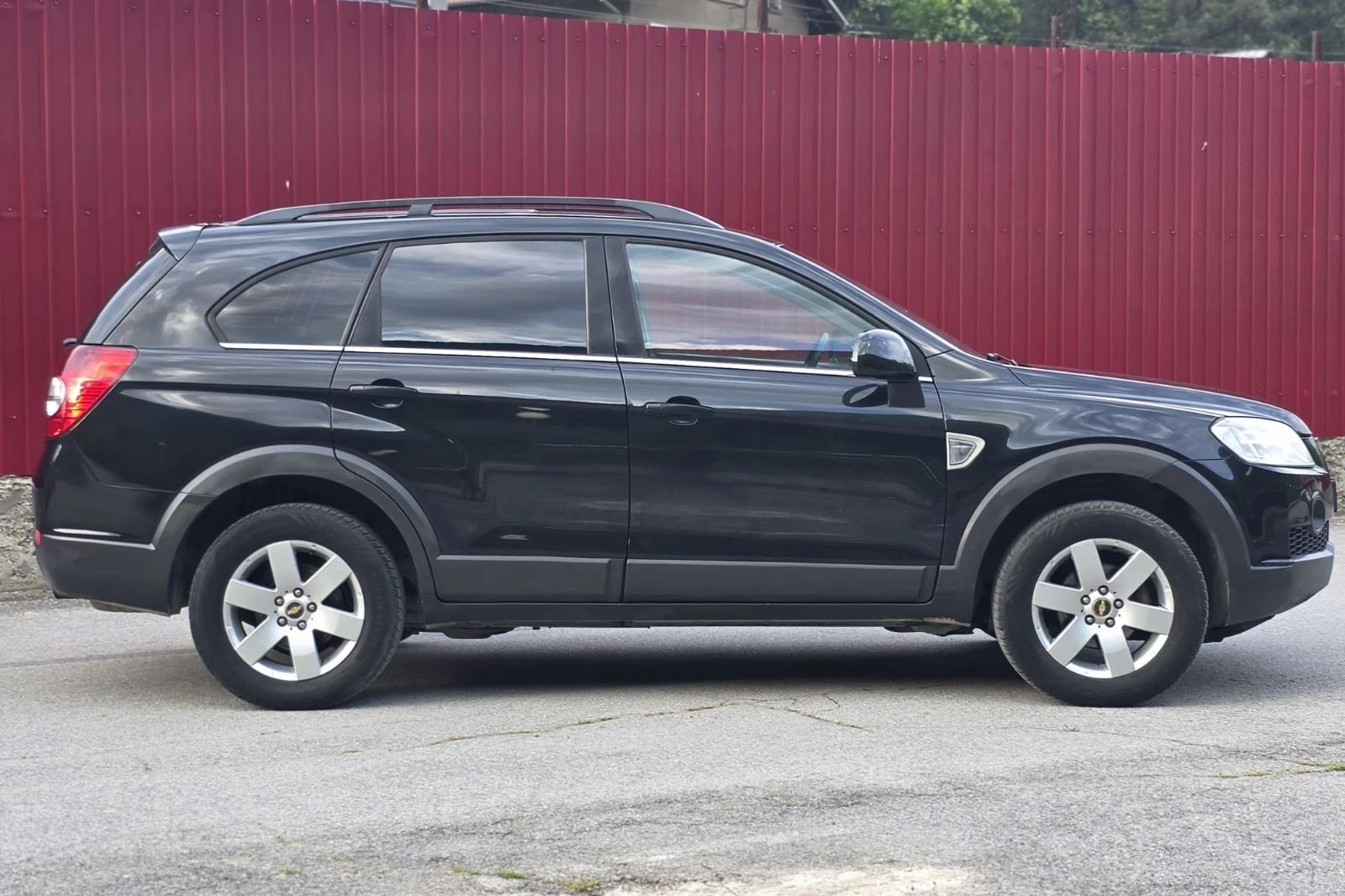Chevrolet Captiva 2.4i ГАЗ/КЛИМАТРОНИК/7 МЕСТЕН/ВНОС ИТАЛИЯ, снимка 4 - Автомобили и джипове - 54645320
