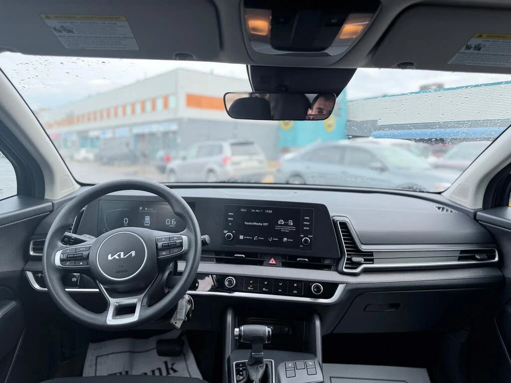 Kia Sportage LX AWD* Distronic, снимка 6 - Автомобили и джипове - 54683459