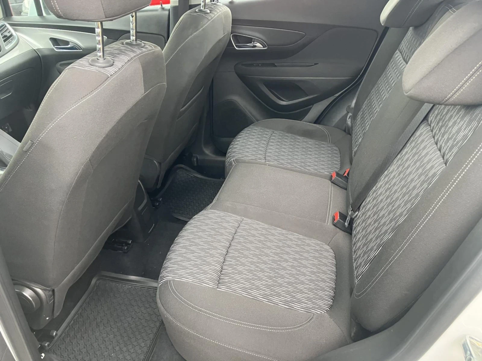 Opel Mokka, снимка 11 - Автомобили и джипове - 54754017