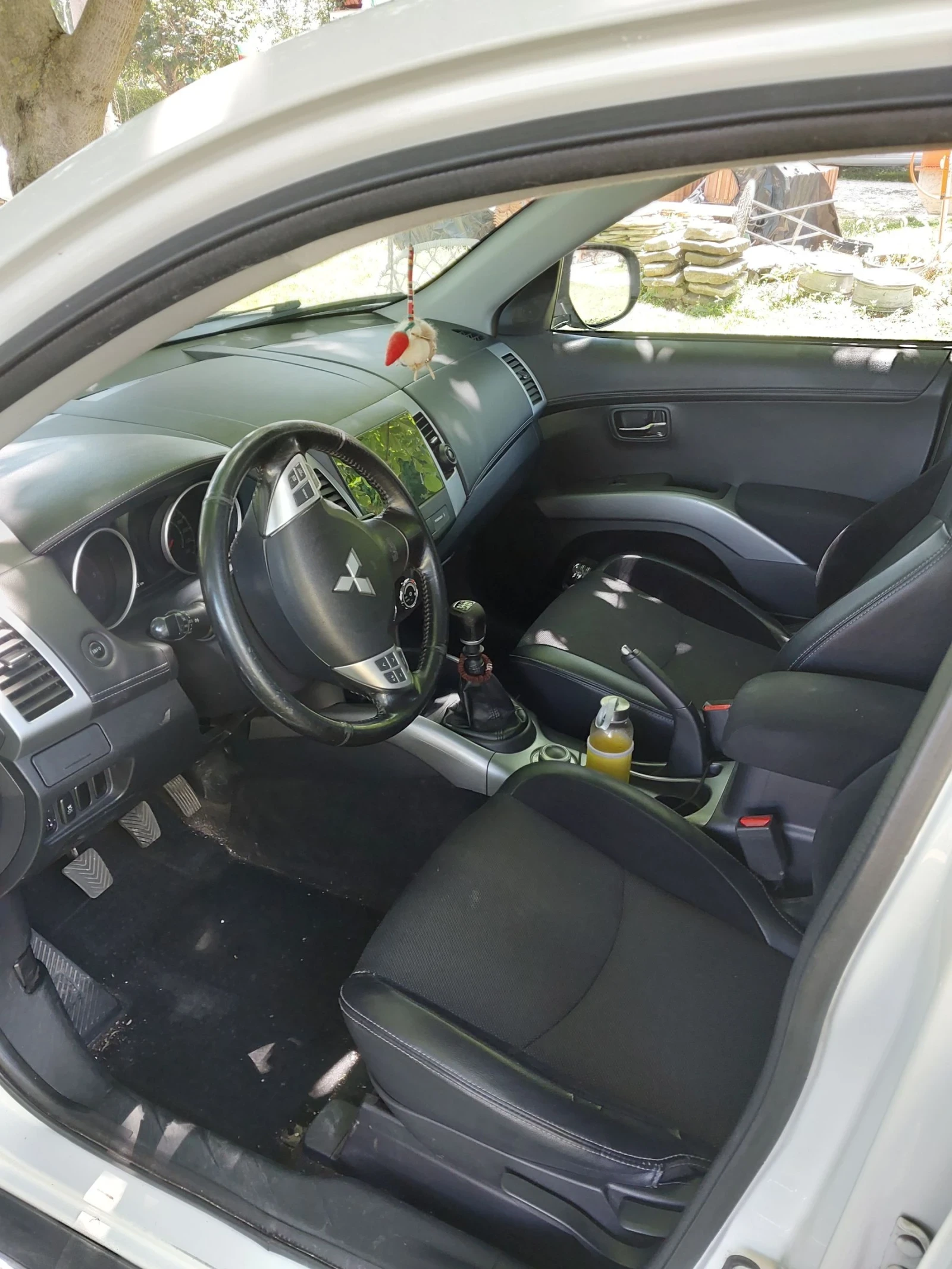 Mitsubishi Outlander, снимка 6 - Автомобили и джипове - 54808365