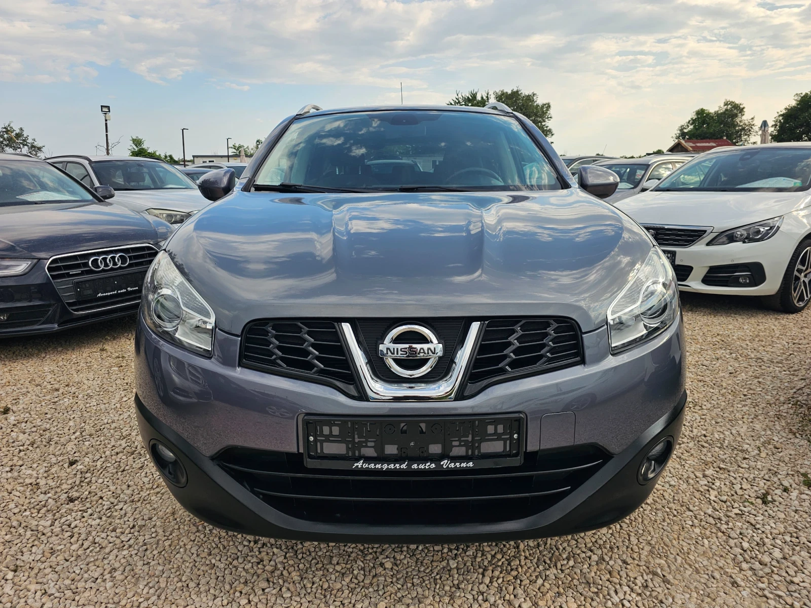 Nissan Qashqai 2.0i, 140�.�., 4�4  | Mobile.bg � ����������� 2