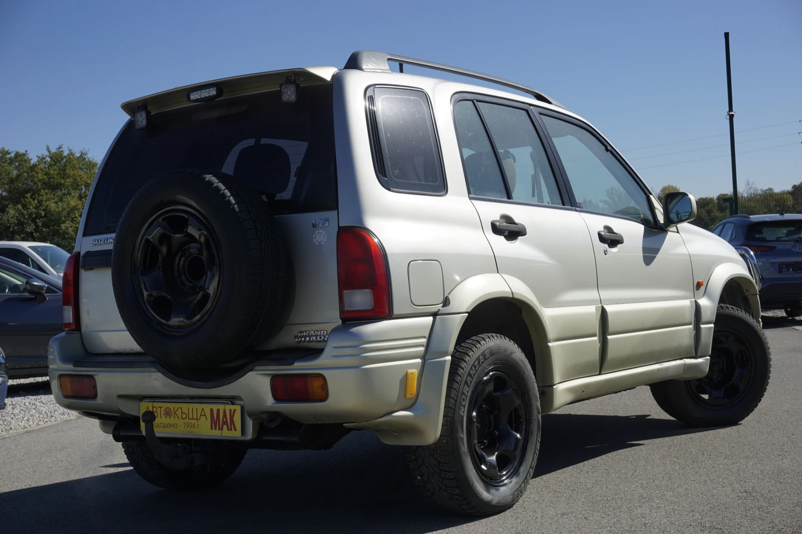 Suzuki Grand vitara 2.5i/4х4/лебедка, снимка 7 - Автомобили и джипове - 56360286