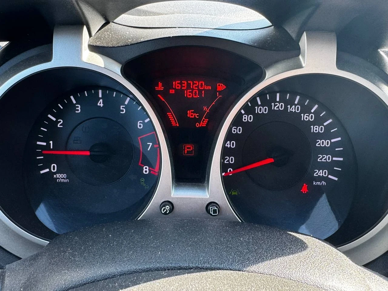 Nissan Juke, снимка 8 - Автомобили и джипове - 56570229