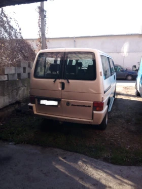 VW Caravelle 2.4 Diesel, снимка 2