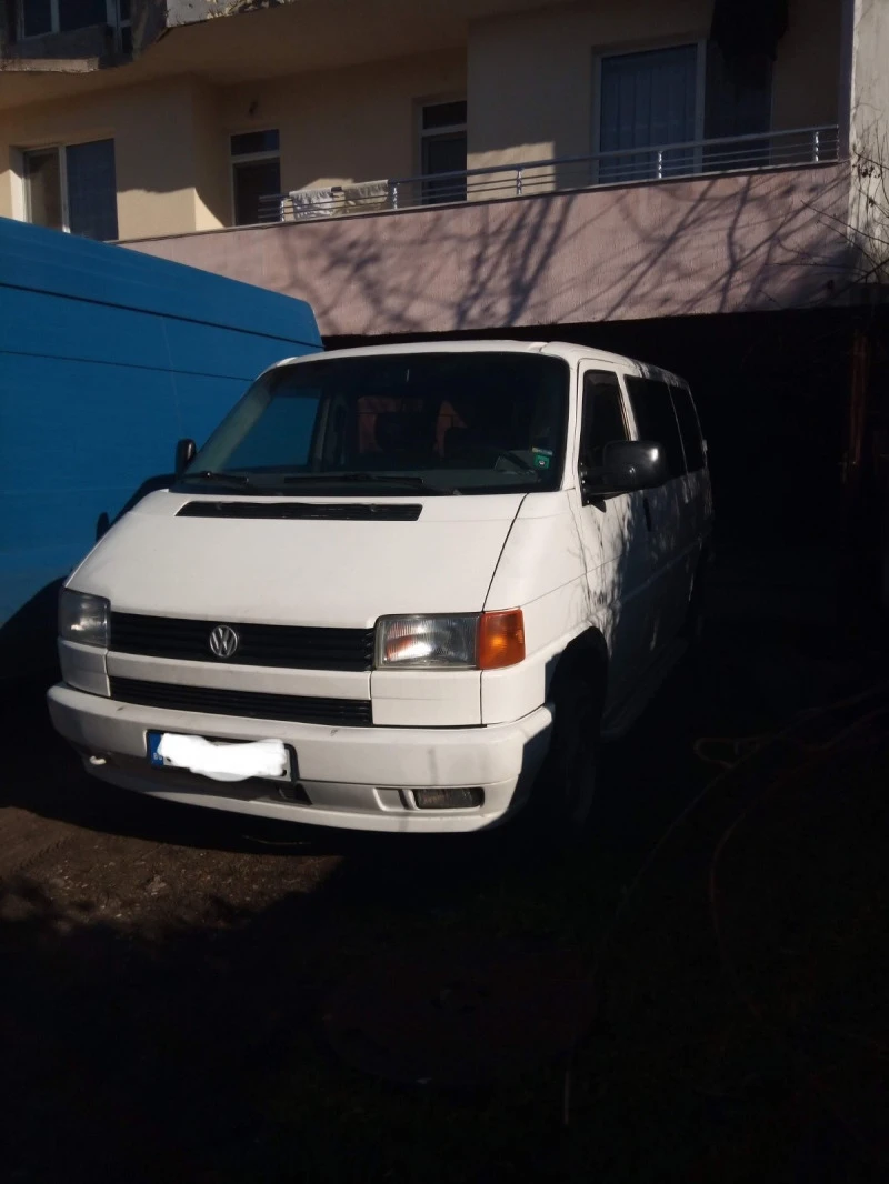 VW Caravelle 2.4 Diesel, снимка 1 - Бусове и автобуси - 47623110