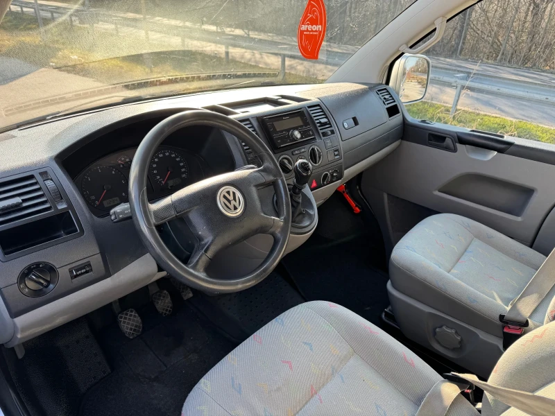 VW T5, снимка 5 - Бусове и автобуси - 48954781