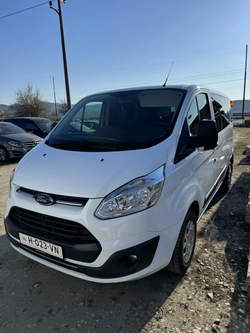 Ford Transit Custom 8+ 1, снимка 2 - Бусове и автобуси - 49424716