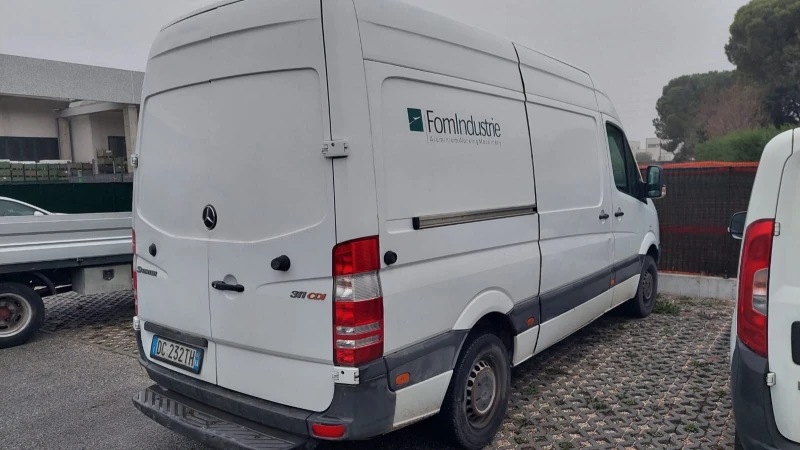 Mercedes-Benz Sprinter 311 2.2d-ТОВАРЕН-НОВ ВНОС ОТ ИТАЛИЯ, снимка 11 - Бусове и автобуси - 53354822