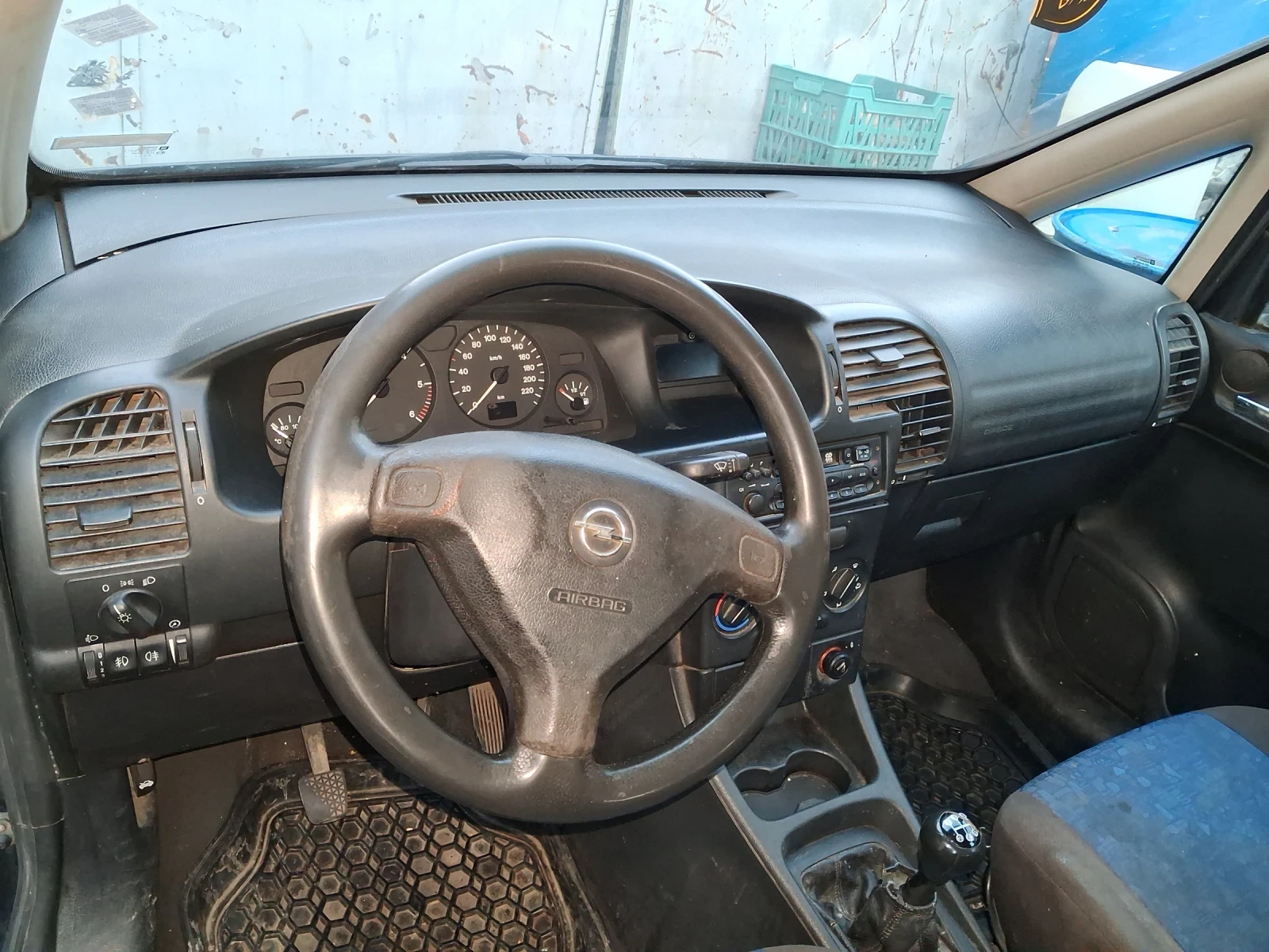Opel Vivaro 2.0 Cdti, снимка 9 - Бусове и автобуси - 52079822