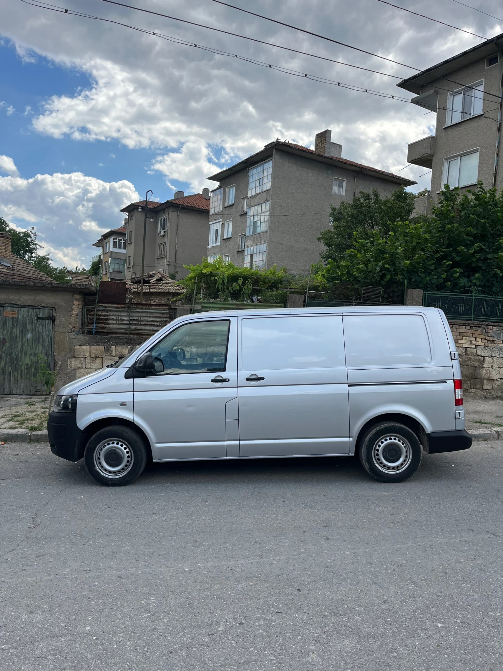 VW T5 2.0TDI КЛИМАТИК, снимка 3 - Бусове и автобуси - 55212674