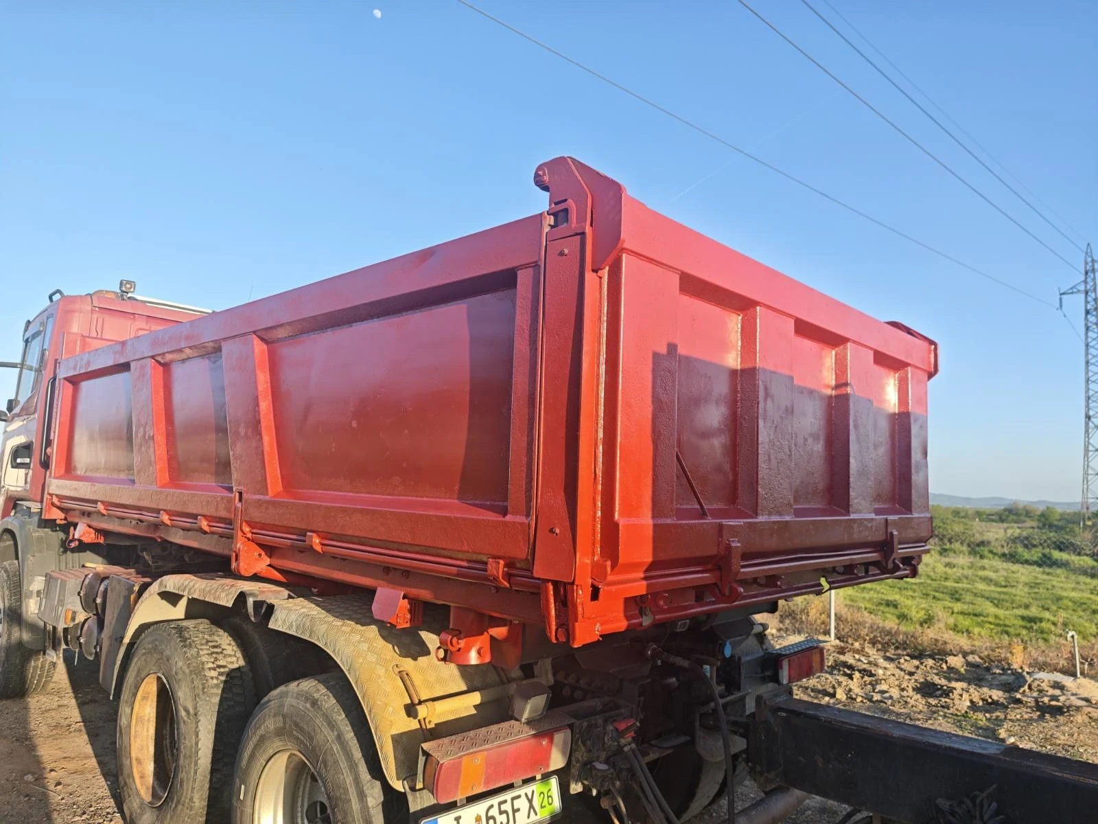 Scania R 480 ТРИСТРАНЕН САМОСВАЛ 6х4 ЛИЗИНГ, снимка 12 - Камиони - 54354131