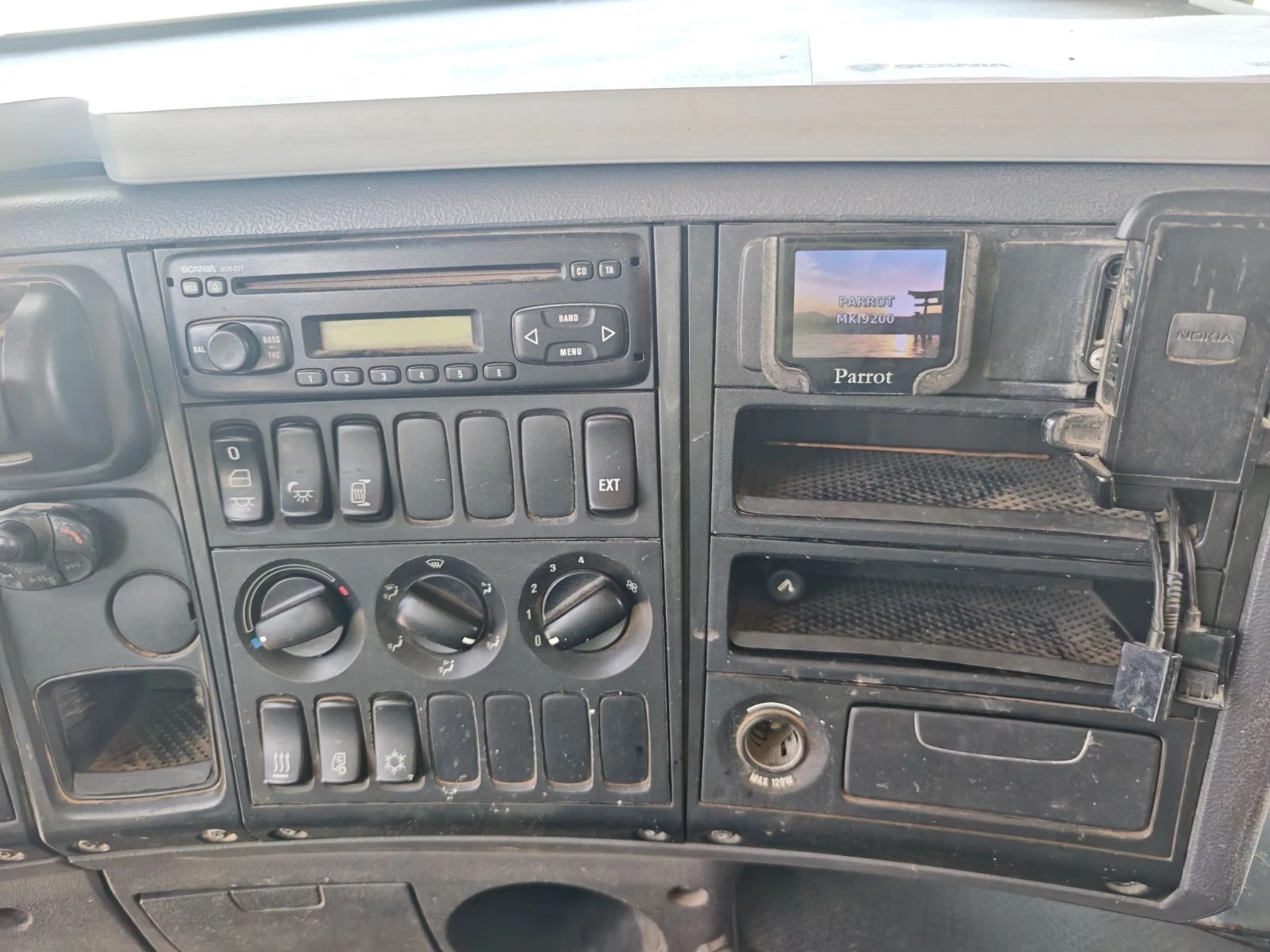 Scania R 480 ТРИСТРАНЕН САМОСВАЛ 6х4 ЛИЗИНГ, снимка 15 - Камиони - 54354131