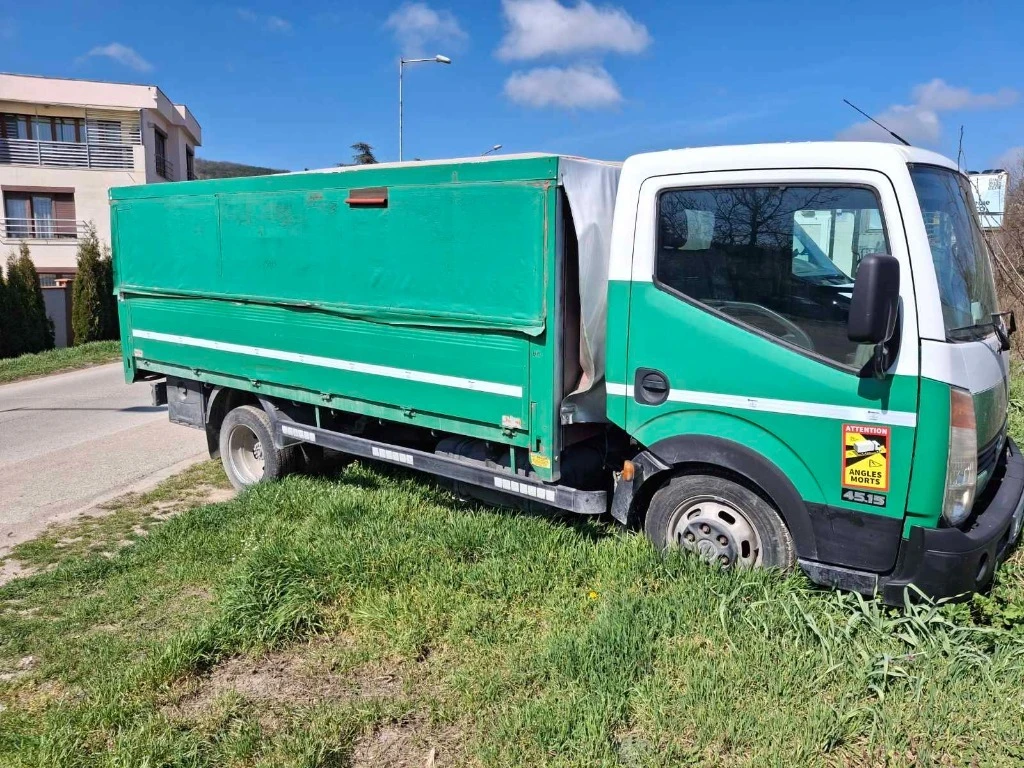 Nissan Kabstar 2953
