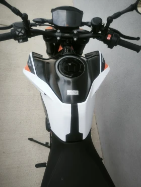 Ktm Duke 890 R, TC, ABS, Quickshifter, ЛИЗИНГ , снимка 4