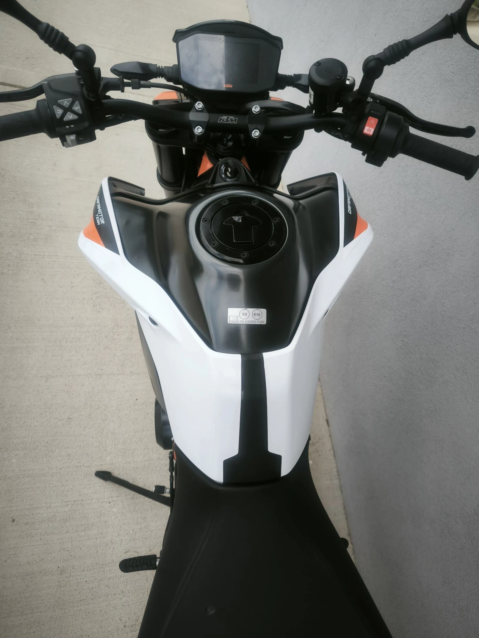 Ktm Duke 890 R - изображение 4