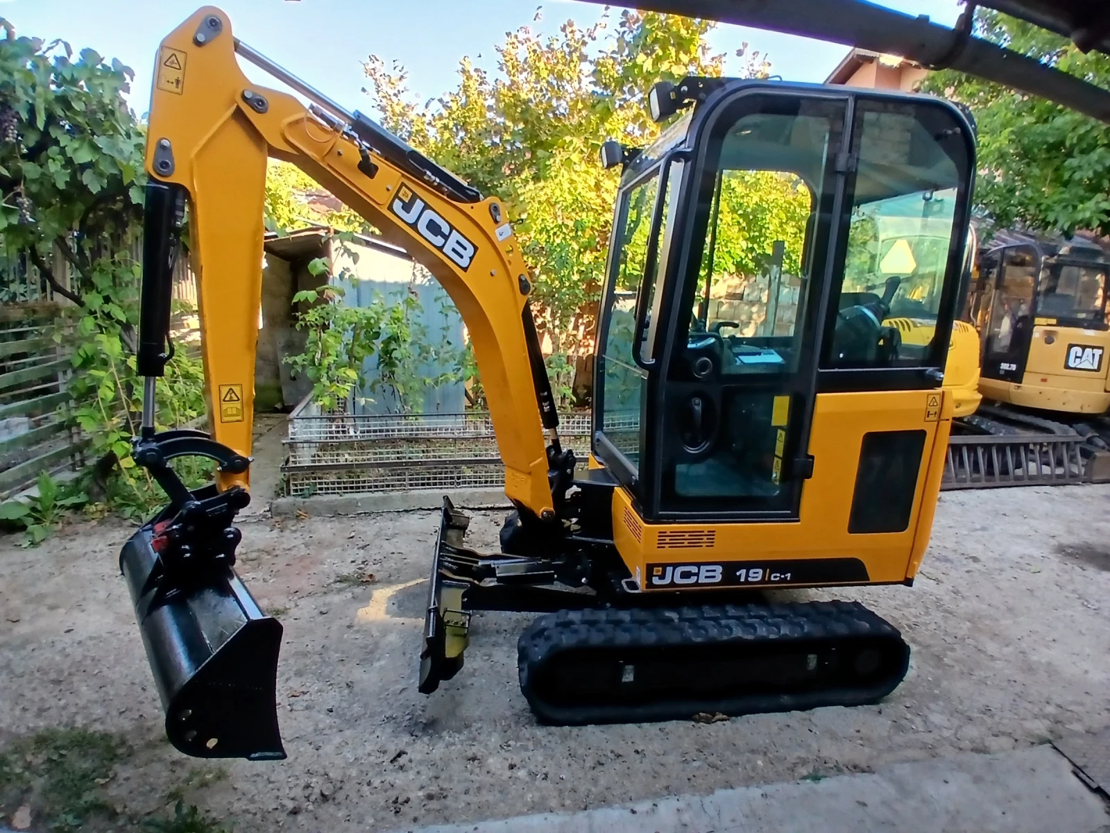 Багер JCB 19C-1 PC, снимка 5 - Индустриална техника - 56133189
