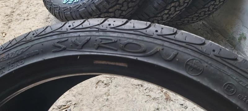 Гуми Летни 245/35R19, снимка 5 - Гуми и джанти - 33849672